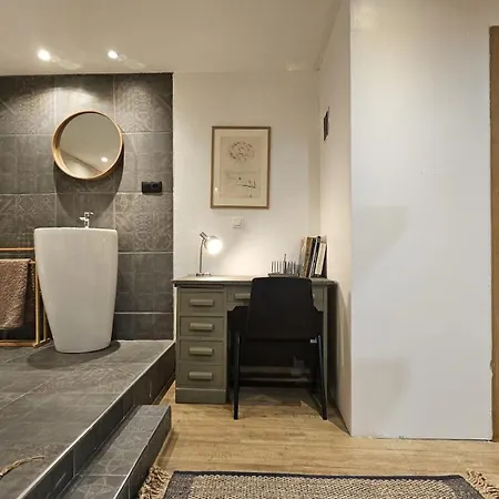 Grande Calme Dans Loft Design باريس